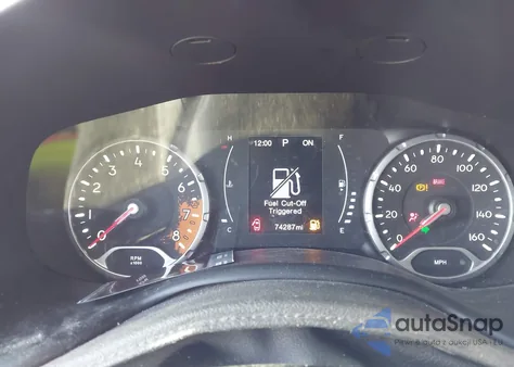 2017 Jeep Renegade Latitude 4X4 z USA, uszkodzony, nr VIN ZACCJBBB7HPF49950